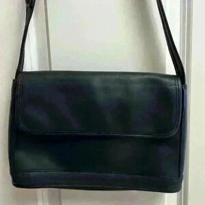 Giani Bernini Blue Leather Satchel Handbag Classic style long strap